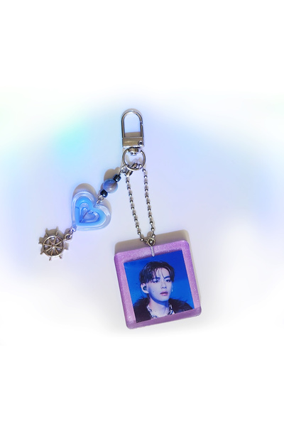 Güneş Kırtasiye BTS V Taehyung Kare Epoksi Anahtarlık Charm