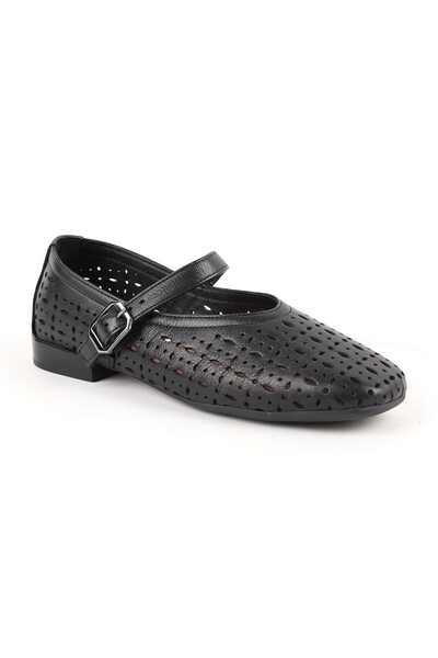 Libero Women's Ballet Flats Laser Cut Perforated Antique Look Strappy Blunt T...