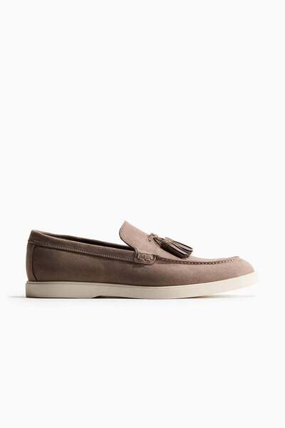 H&M Tasseled loafers