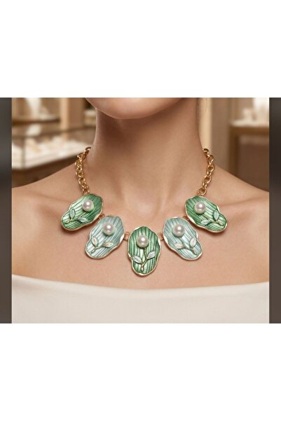 AKSESUARIM Brass Enamel Pearl Flower Detailed Necklace