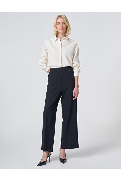 Kayra Ironed Basic Fabric Trousers Black