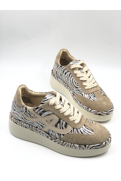 WOTS FASHION Wots Genuine Leather Sneaker