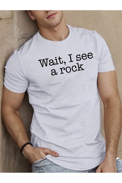 STITCHLY تي شيرت رجالي بأكمام قصيرة مطبوع عليه "Wait I See a Rock" برقبة مستد...