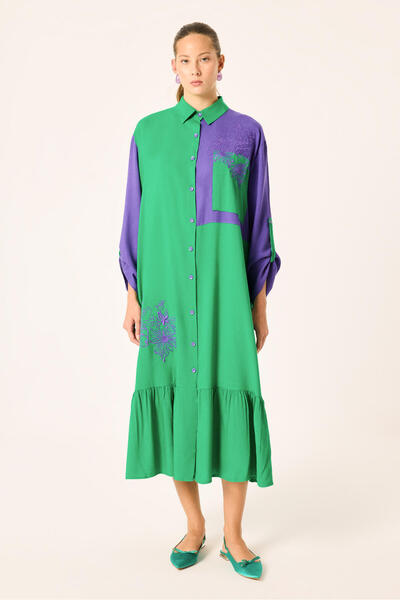 Touché Privé Block Color Embroidered Dress
