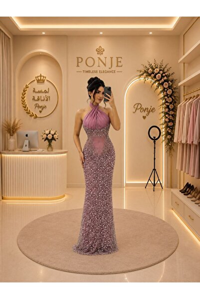 genric Dress That Combines Elegance and Luxury