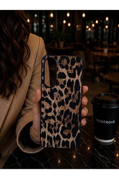 TechTrove Honor 90 Leopar Desenli Kamera Korumalı Telefon Kılıfı – Şık ve Day...