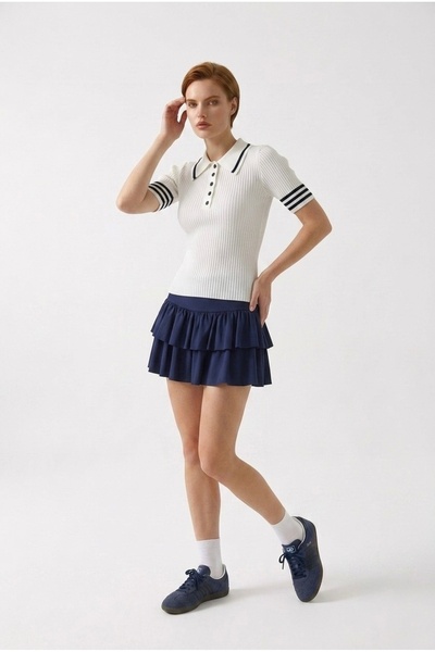 Neden Tekstil Women's Polo Collar Buttoned Short Sleeve Knitwear Blouse