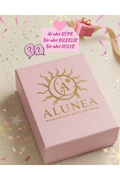 Alunea Accessories Lüks Sürpriz Takı Kutusu (Küpeler Renkli Olabilir)