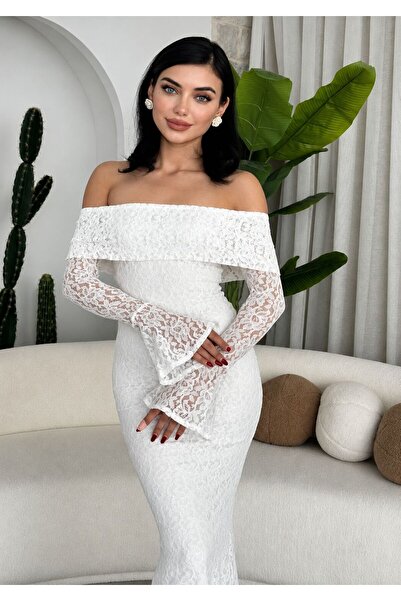 BELLAROBE Madonna Collar Lined Lace Dress