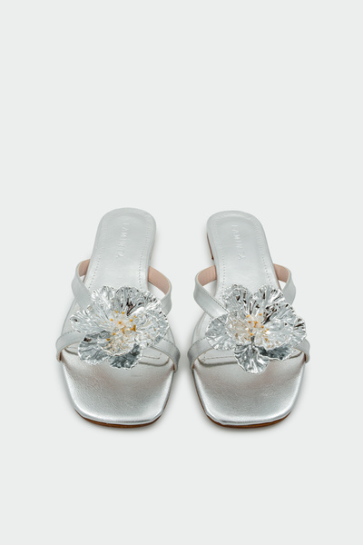 LAMİNTA Opia Gold Flower Detailed Women's Silver Flat Slippers