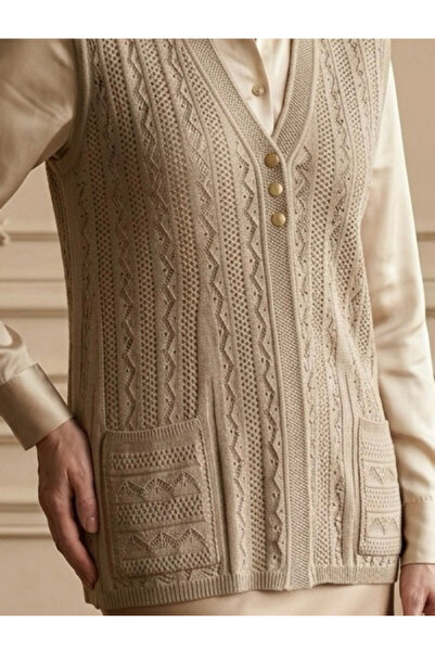 tiriTEK TRİKO Seasonal Women's Knitted Vest with Buttons and Pockets / Milk C...