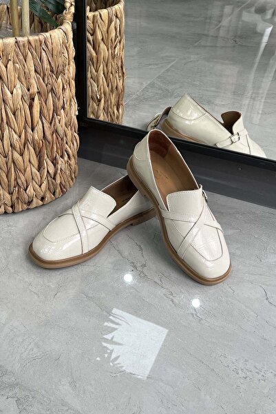 BABLACK Soft 100% Genuine Leather Women's Moccasin Cream with Cross Detail