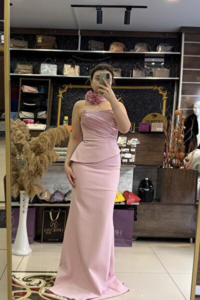 HÜMEYRA BUTİK Neck Rose Detailed Fish Tail Evening Dress