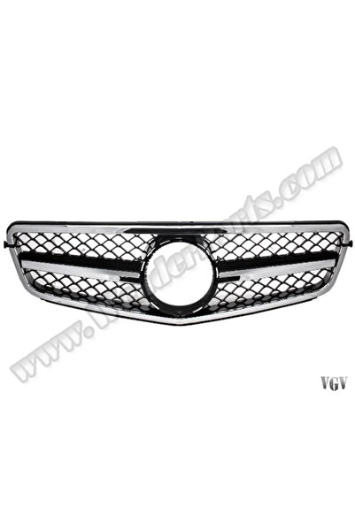 Wender Mercedes W204 2007-2013 Panjur Krom Siyah Krom Çerçeve AMG C63 2048802483