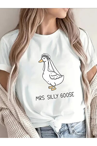45 BPM تي شيرت قطني أسود بأكمام قصيرة مع رسومات بيضاء بطبعة Mrs Silly Goose، ...