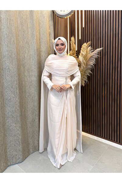 Fashionbox فستان سهرة بتفاصيل حجرية وتصميم مطوي من لينا بيلرين |   بيج