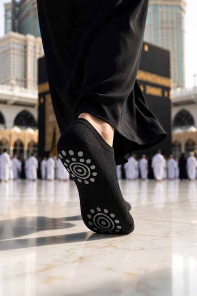 TUTKU PLUS Women's Hajj and Umrah Tawaf Socks, Non-Slip Silicone Soled Cotton Black 1 Pair of Socks