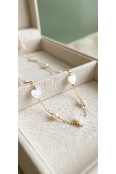 ILSA Heart & Beaded Thin Chain Necklace