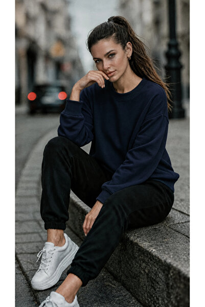TREND EMMODA سويت شيرت نسائي بلون واحد وياقة دائرية بسيطة ومريح للاستخدام اليومي