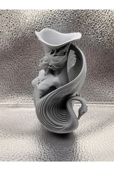 Genel Markalar Kadın Figürlü Dekoratif 3D Baskı Mumluk – 15 cm Modern Tasarım