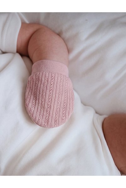 Moi Noi 3-Piece Organic Cotton Newborn Glove Set Ecru Pink Dried Rose