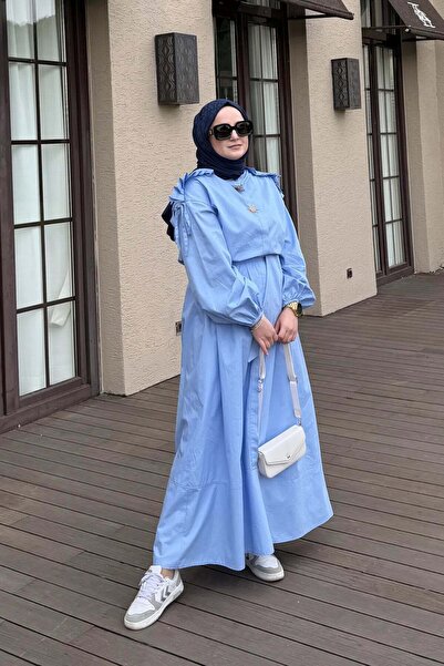 müqofficial فستان يارين من قماش البوبلين - أزرق