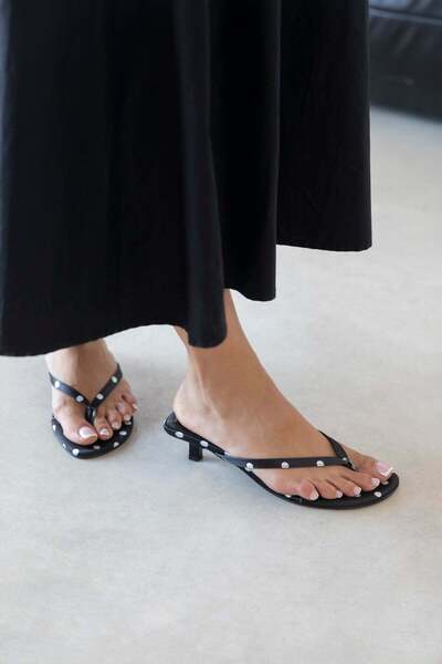 wolk shoes Γυναικεία σατέν σανδάλια Ruiz με τακούνι και σχισμή στο δάχτυλο