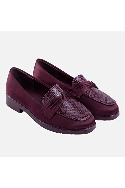 Cartella Rosa Women's Flat Shoes with Elegant Design