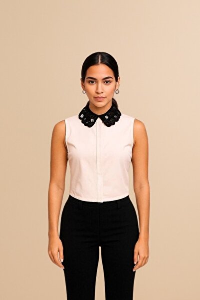 2TRENDY Women's Sleeveless Collar Detailed Shirt Beige