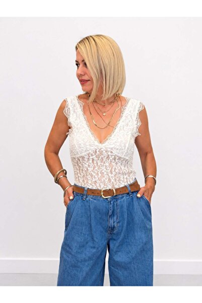 SİSTA MODA 684 Front and Back V-Neck Lace Blouse
