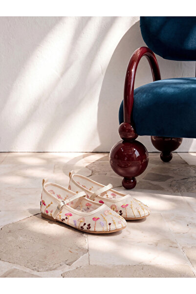 LC Waikiki Alita City Lcw Steps Beige Girls' Ballet Flats with a Difference