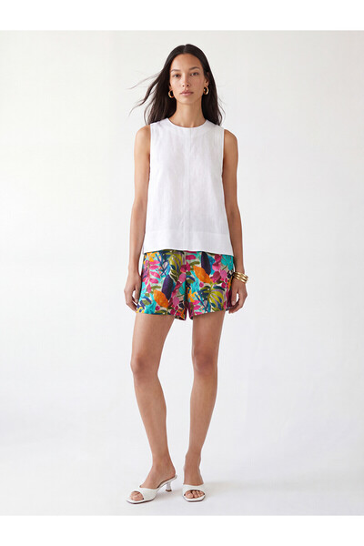 LC Waikiki Nevavm Women's Floral Shorts with Elastic Waist and Difference in ...
