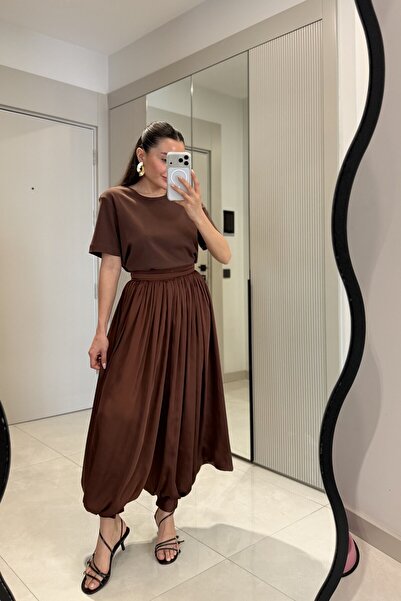 Gizem Ecemiş Dercos Açık Kahve Saten Şalvar Pantolon