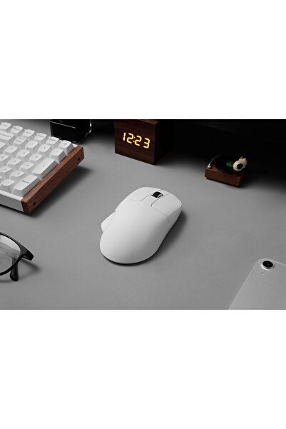 NO BRAND Keychron M7 Mouse Wireless PixArt 3950 Optic 8K Bluetooth / 2.4GH