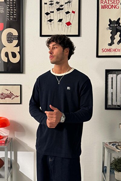 Flaw Wear Terry Cloth 90`S Long Sleeve T-Shirt