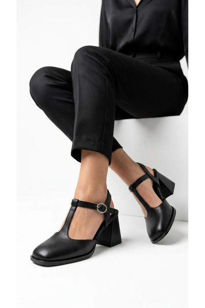 ALFA AKSESUAR 03 Kowwe black leather high heeled shoes