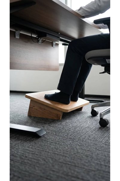Simidil Design Ergonomik Ahşap Masa Altı Ayak Dinlendirme Desteği: Duruş Düze...