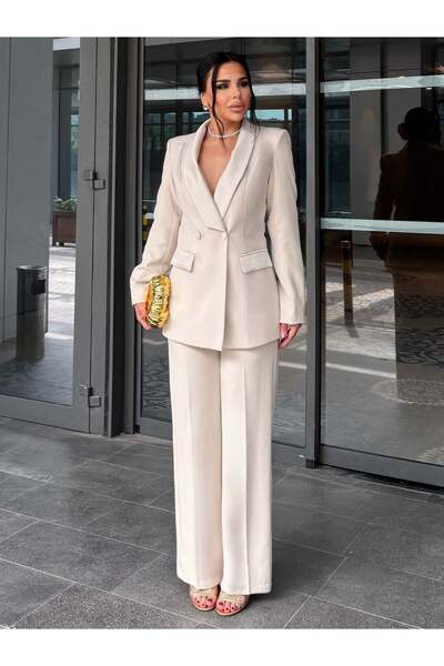 bykadriyeyılmaz Gigi Saten Collar Detailed Double Suit Beige