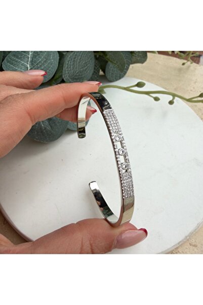 nesdesignn Stylish Handcuffs with Design Stones