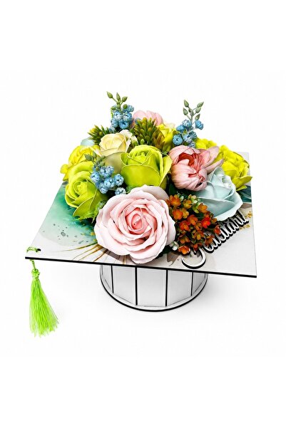 velve Aranjament floral absolvire Graduate in forma de toca,trandafiri de sap...
