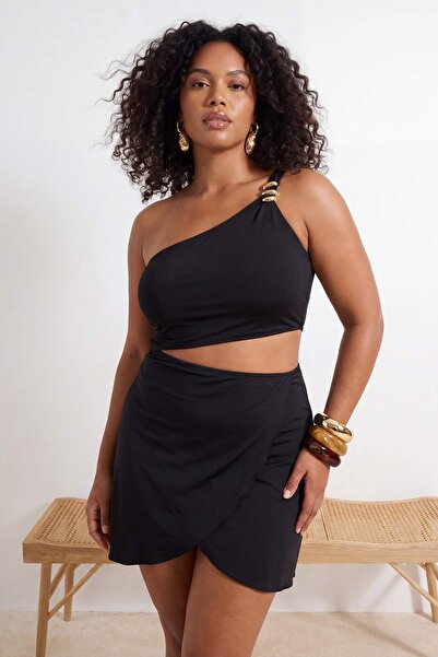 Trendyol Curve Μαύρο μαγιό με έναν ώμο και φούστα, μεγάλο μέγεθος TBBSS26AM00027