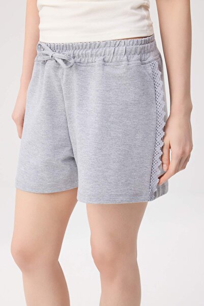 Trendyol Collection Pantaloni scurți și bermude tricotați cu talie normală, g...