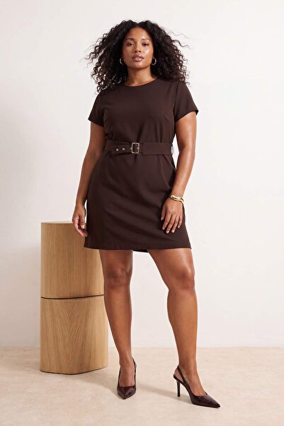 Trendyol Curve Rochie maro țesută mărime mare TBBSS26AH00251