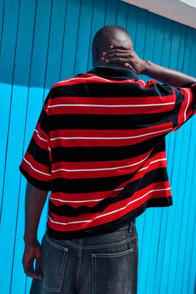 Bershka Kısa kollu çizgili işlemeli polo