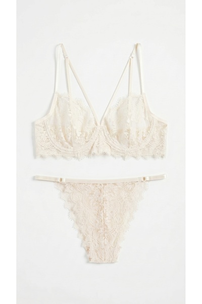 Ecru Slim Fit Aura Lace Bra Briefs Set