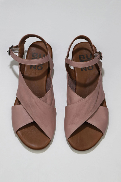 Bueno Shoes Sandale plate pentru femei Dusty Rose din piele 01wu7477