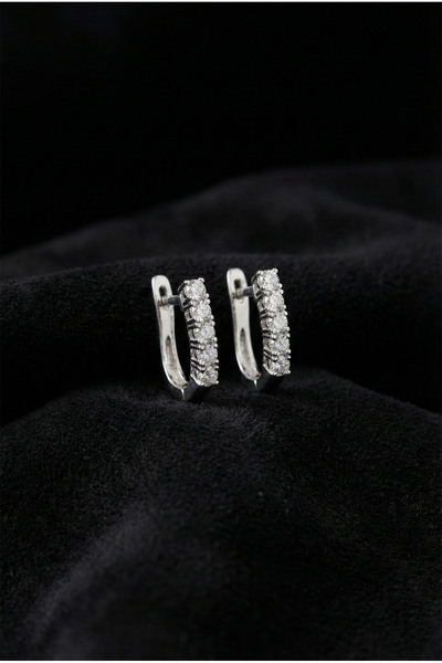 Roza Silver 925 Ayar Zirkon Taşlı Rodyum Tek Sıra J Klips Gümüş Küpe