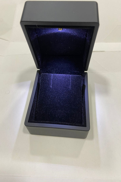 ÇEKİRDEK JEWELRY Siyah Renkli Boş Işıklı Mücevher Kutusu
