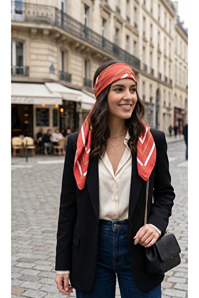 Sisley FLORA DESENLİ BANDANA -2019-47*47