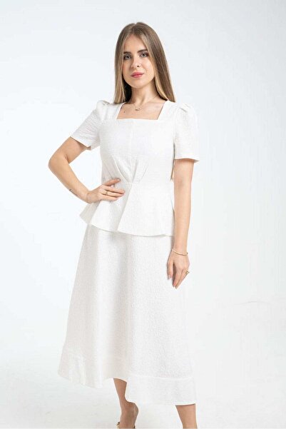 mica Midi Dress with Floral Pattern, Short Sleeves, and Square Neckline
